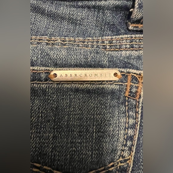 Abercrombie and Fitch Distressed Cut-Off Blue Denim Mini-Skirt Size 10 - Picture 5 of 10